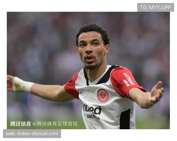 埃基蒂克近两场三球入账 支点作用激活红军前场配合